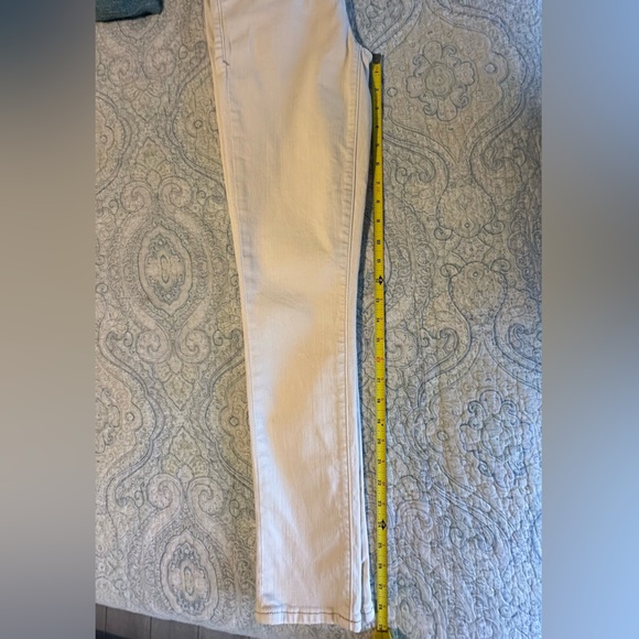 Pilcro and the Letterpress Anthropologie  “Skinny” Jeans – Eggshell/Cream - Picture 11 of 12